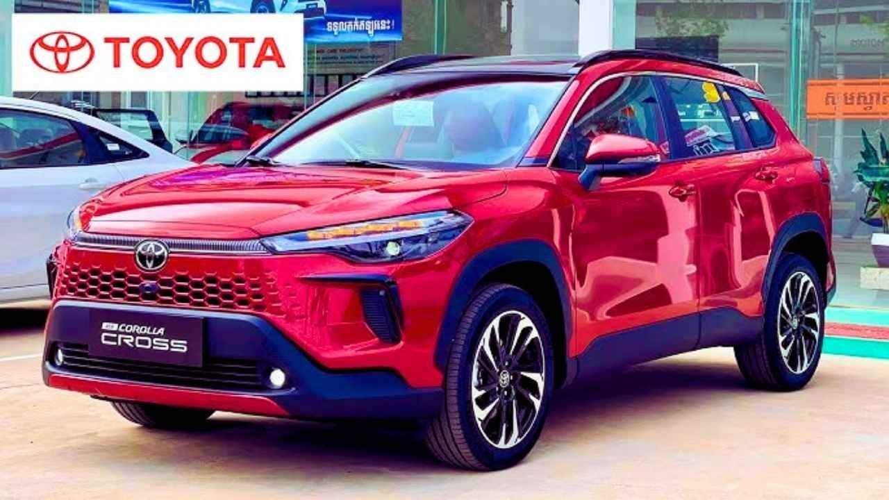 2025 Toyota Corolla Cross Packs Style